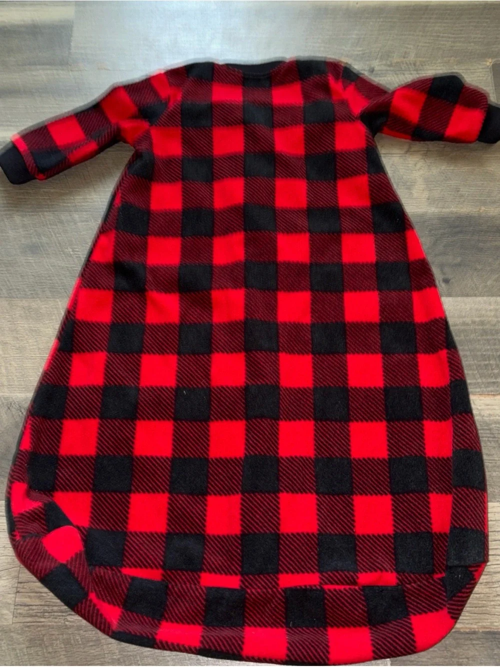 Carters carter red